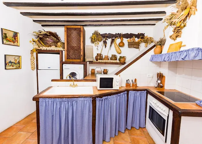 La Casa De Los Soportales